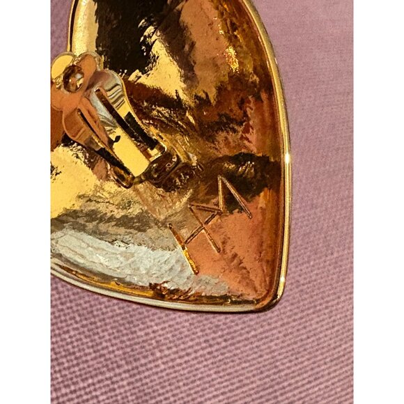 Heaven Mayhem Amour Earrings in Gold New Womens Heart Jewelry Clip Ons - Picture 6 of 11